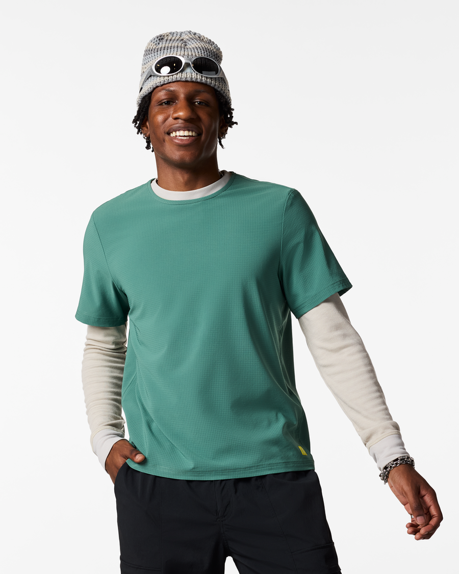 Pulso Tech T-Shirt - Men's, Juniper, Model Anson