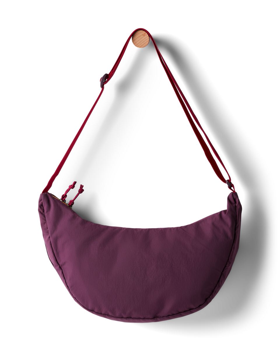 Empacable 6L Crescent Bag, Acai