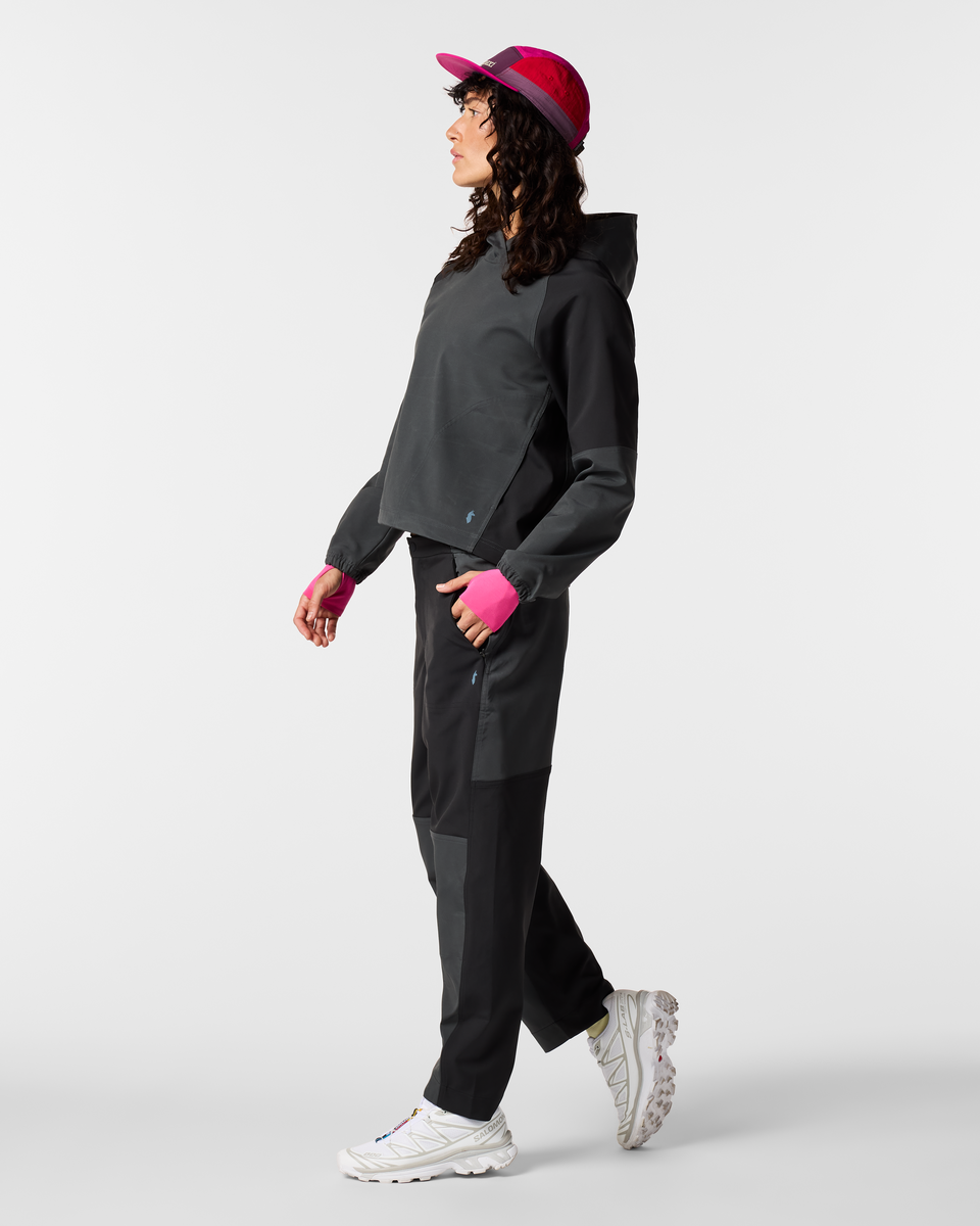 Adelante Hoodie - Women's, Charcoal/Black, Model Lola